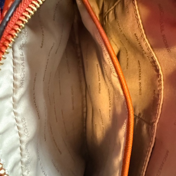 Michael Kors Jet Set Crossbody Orange Saffiano Leather - Picture 6 of 7